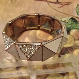 Pyramid Stretch Bracelet